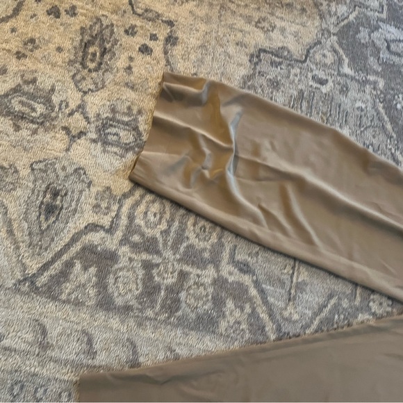 NWOT Matteau Silk Track Pants Beige - Picture 7 of 8